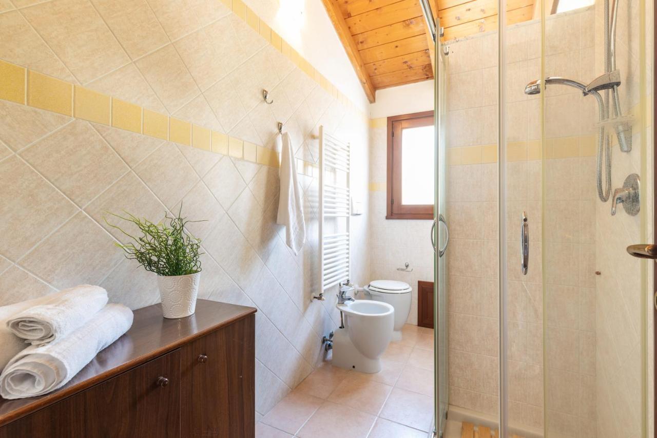 Апартаменты Casa Orfea Санта-Мария-Наварезе Экстерьер фото
