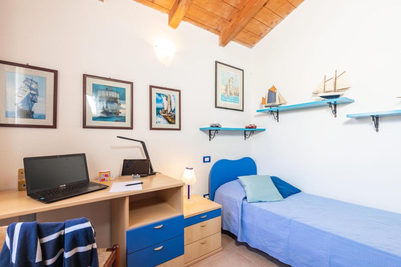 Апартаменты Casa Orfea Санта-Мария-Наварезе Экстерьер фото