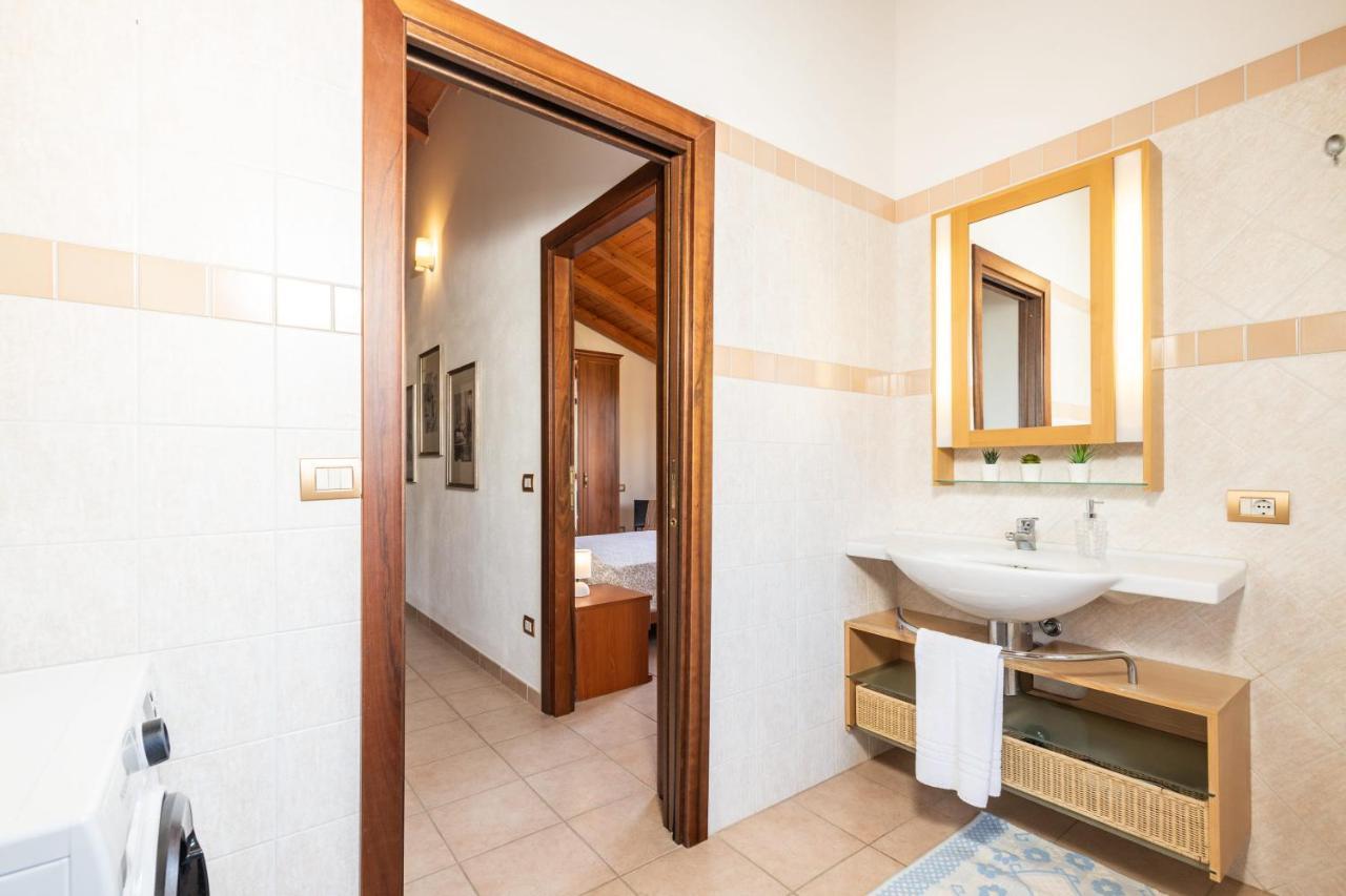 Апартаменты Casa Orfea Санта-Мария-Наварезе Экстерьер фото