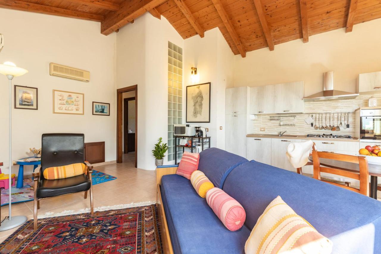 Апартаменты Casa Orfea Санта-Мария-Наварезе Экстерьер фото